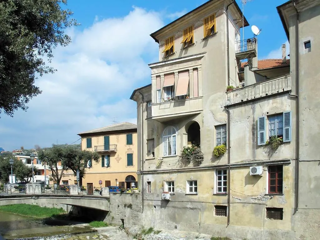 La Casa Sul Fiume Aquila Apartment Finale Ligure